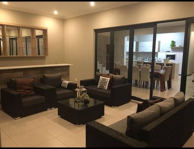 4 BEDROOM HOUSE FOR SALE IN COPPERLEAF ESTATE
